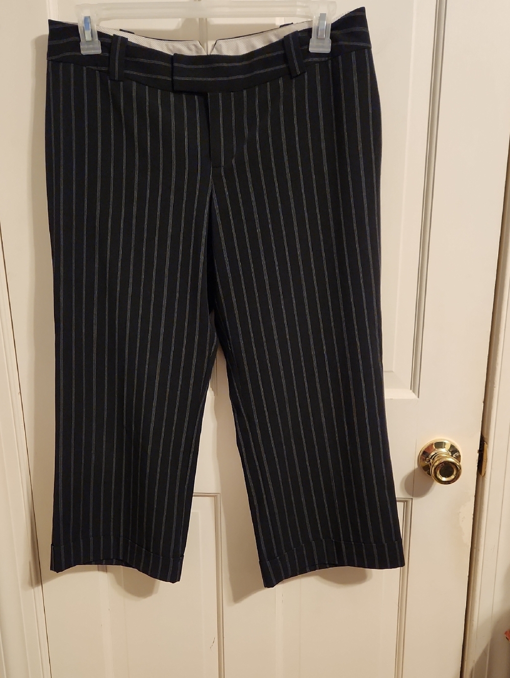 Mossimo Black And White Pinstripe Cropped Dress Pants